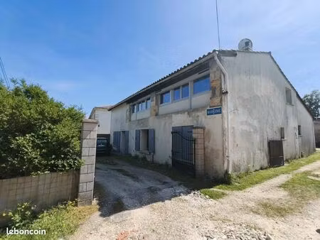 immeuble 7 pièces 230 m²