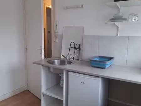 appartement 1 pièce 11 m²