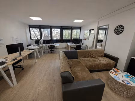 vente locaux professionnels 3 pièces 61.95 m² à toulouse (31000)  143 000 €