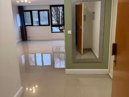 appartement 3 pièces rénové de 70 m² à champs-sur-marne – lumineux et modern