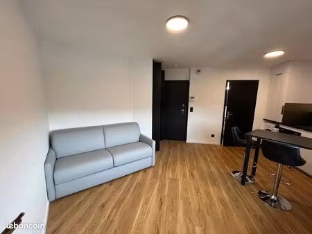 studio à louer meublé