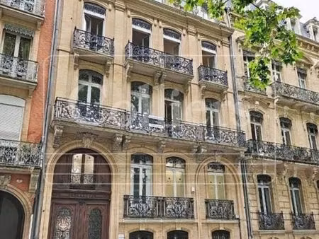 bureaux 233 m²