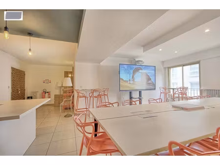 vente locaux professionnels 0 pièces 71.25 m² à toulon (83000)  225 000 €