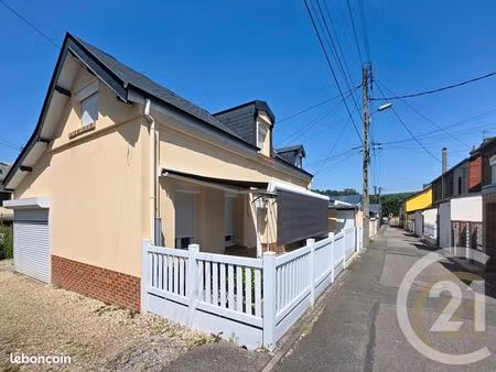 maison 4 pièces 75 m²