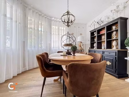 maison 5 pièces 148 m²