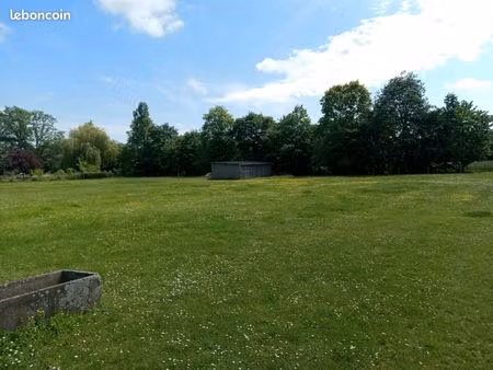 terrain de loisirs
