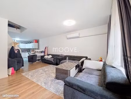 immeuble 6 pièces 145 m²