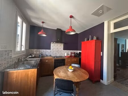 exclusivité à vendre maison de ville 3 chambres avec extérieur