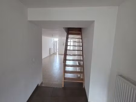 maison avesnelles 3 chambres