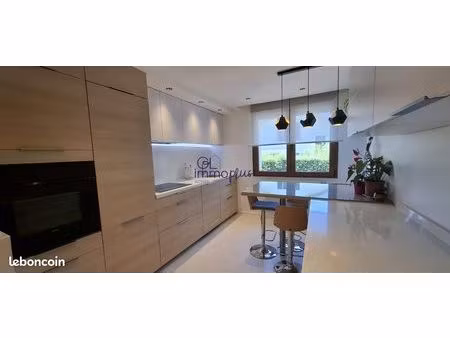 appartement 5 pièces 98 m²
