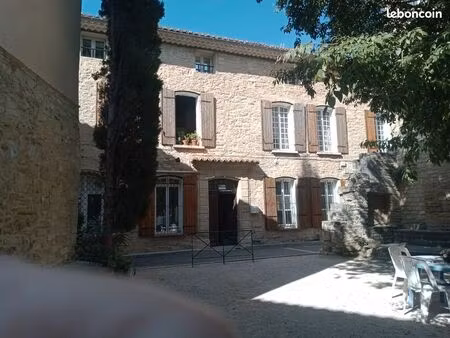 t2 meublé à caromb tout inclus