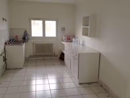 appartement a louer a montrevel