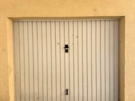 garage à louer