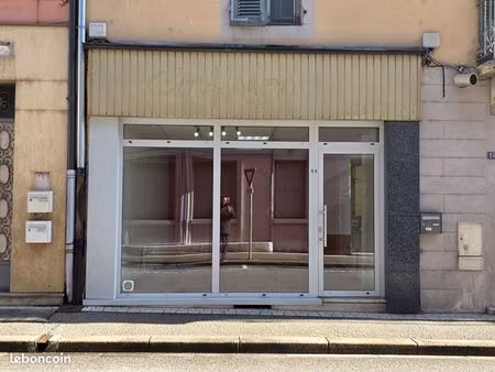 local commercial 22 m² nantua