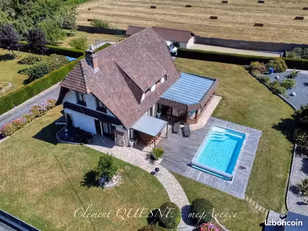 propriété 6 pièces 199 m²