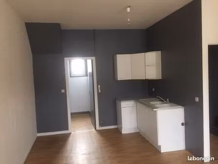 appartement 79 m²  en plein centre de la bassee