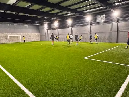 complexe futsal + restaurant à vedène - avignon nord