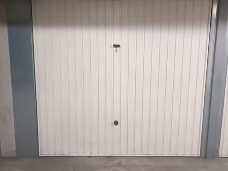 garage/box 13 m² gratentour