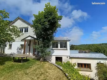 propriété 5 pièces 149 m²