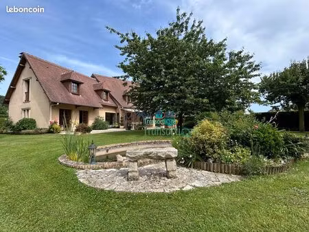 propriété 8 pièces 225 m²