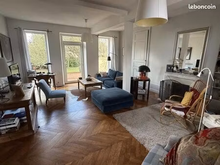 maison 5 pièces 156 m²
