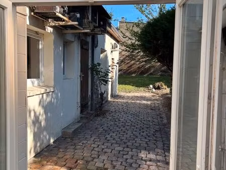 immeuble avec terrain