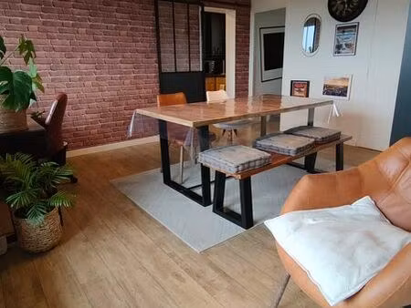 appartement t2 meublé 60 m² – rénové avec soin – 650