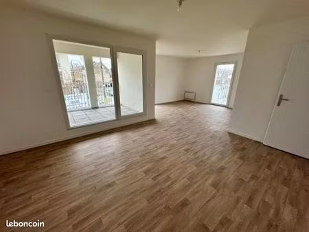 appartement 4 pièces 77 m²