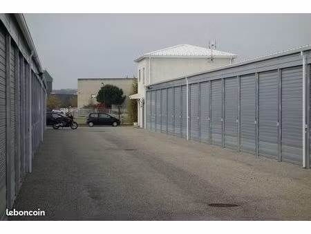 box/garage à louer