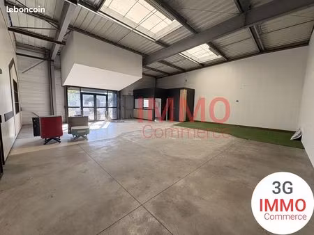 location pro | non défini | 300 m² | niort