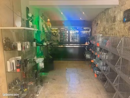 local commercial de caractère avec cave aménageable – 47 m² au total
