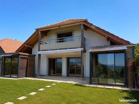 maison 2019 avec jardin paysagé 500m² — vue aravis
