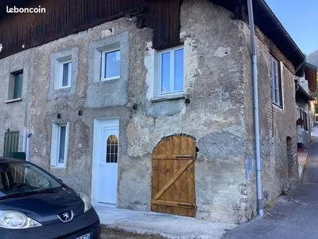 maison ancienne de 65 m2
