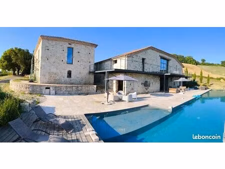 ferme quercynoise (3 logements) avec grande piscine sur 2ha (+10 ha possibles) / quercy fa