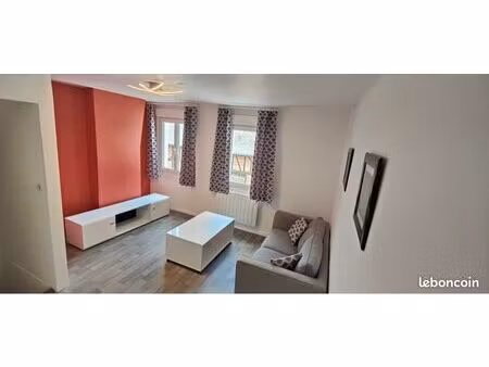 à louer – maison de ville meublée de 45 m² – disponible à partir du 20 juillet