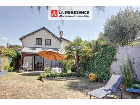 maison 7 pièces 169 m²