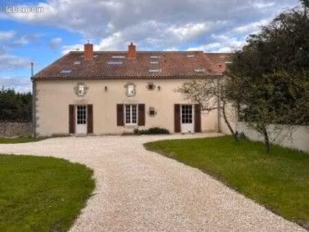 agréable maison rénovée de 125 m2 à louer