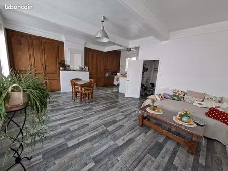 appartement 2 chambres 75m2