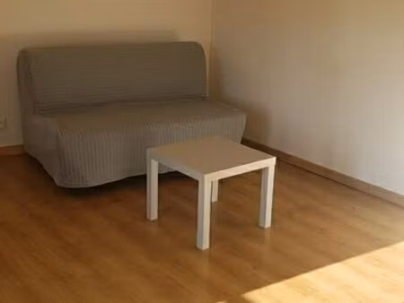 studio meublé 28m2