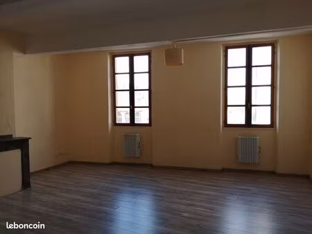 studio 50 m² centre moissac