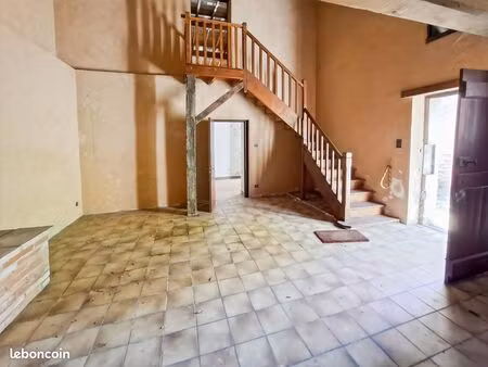 maison de village 2 pièces 141 m²