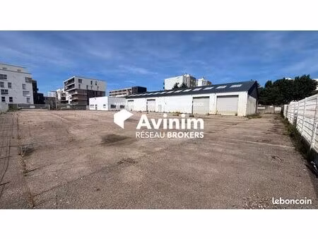 local 968 m² le havre