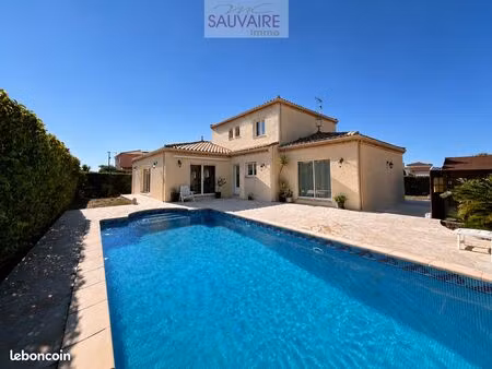 villa 6 pièces 145 m²