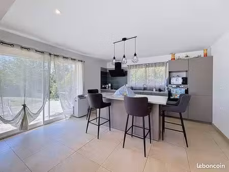 maison 4 pièces 106 m²