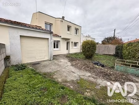 maison 6 pièces 90 m²