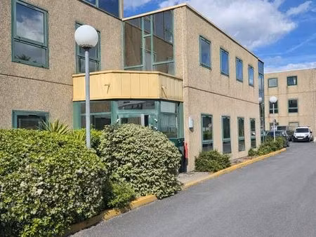 location bureaux individuels (de 12m2 à 22m2) ou plateau complet de 167m2  croissy sur sei