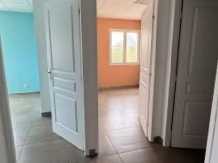 bureau 31 m²