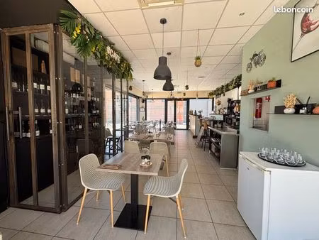 restaurant avec bel emplacement