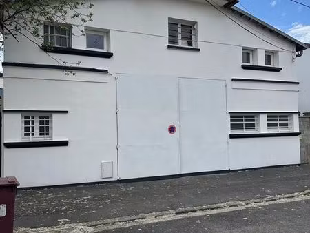 local à louer 460m2