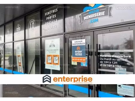 local commercial 218 m²